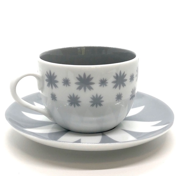 David’s Tea - Tea Cup and Saucer Set - Picture 3 of 8